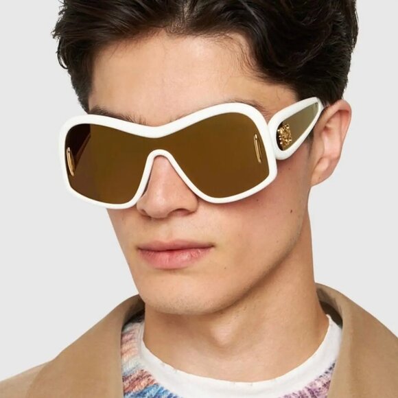 New, LOEWE Sunglasses LW40131I 25G Authentic Loewe LW40131I Wave Mask Sunglasses in White | Designer Daydream main image 2